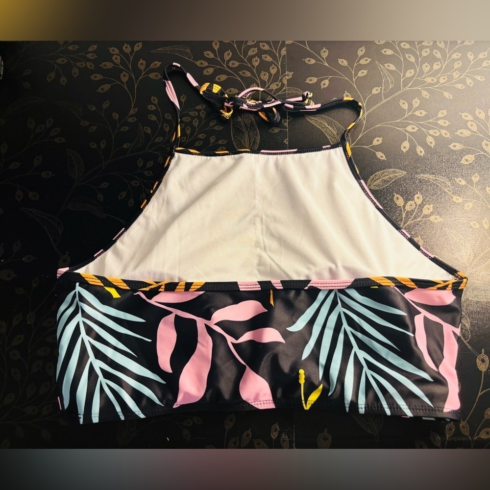 Kingdom & State Black and Pink Swim Top with Halter Neck - Picture 5 of 8